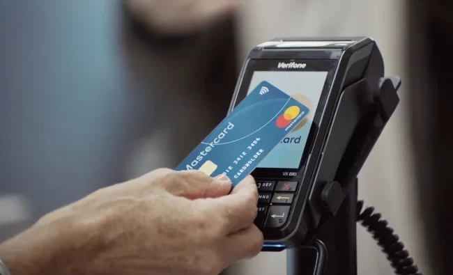 Sin-And-Tonic-Terry-Chisholm-Mastercard-3